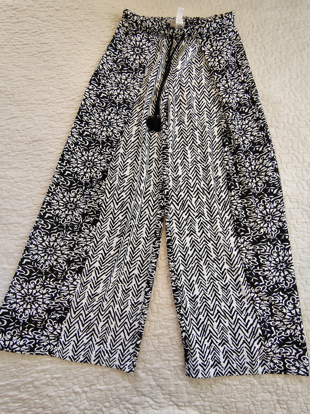 Chico's Printed Wide-Leg Palazzo Pants Black White Size 00 (XS/S)